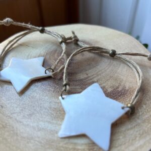 Estrella Maxi nácar con cordón arpillera